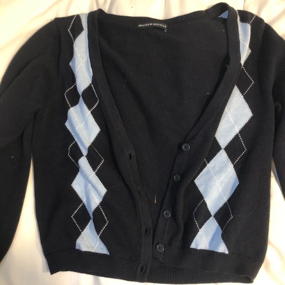Brandy Melville Sweaters - Brandy Melville Elizabeth sweater